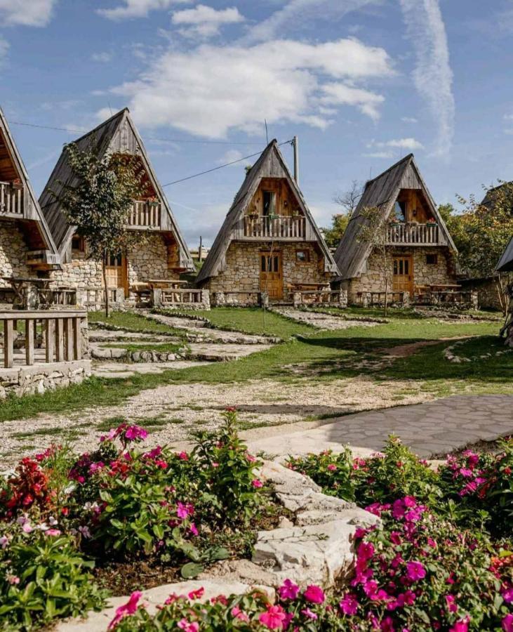 Eco Village Nevidio Poscenje Luaran gambar