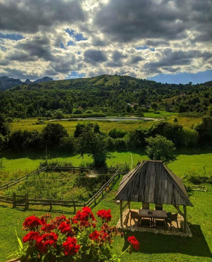 Eco Village Nevidio Poscenje Luaran gambar