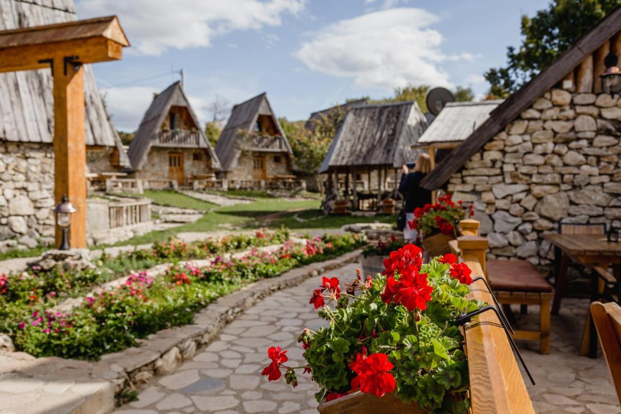 Eco Village Nevidio Poscenje Luaran gambar